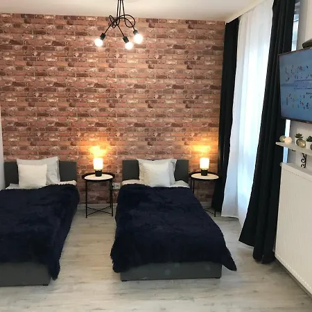 Apartment Brzeska 10