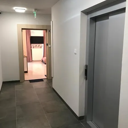 Brzeska 10 Apartment Warschau