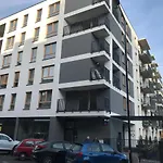 Brzeska 10 Apartmán