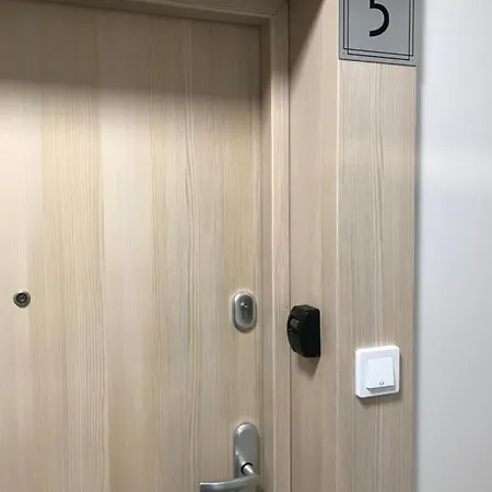 Appartement Brzeska 10