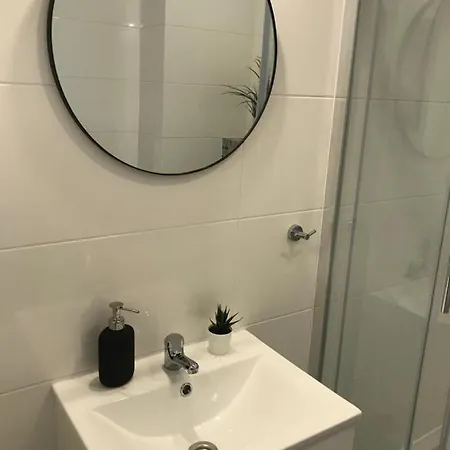 Apartament Brzeska 10 Warszawa