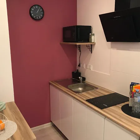 Brzeska 10 Apartament *