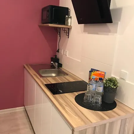 Brzeska 10 Apartmán *